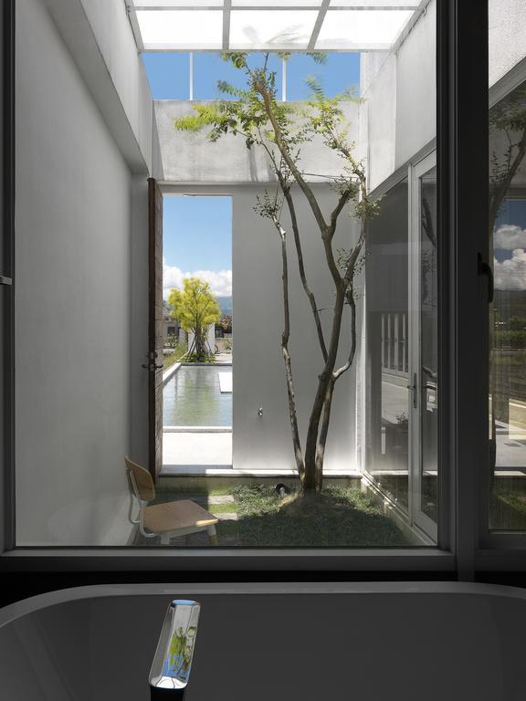 Апартаменты Water House Yilan Экстерьер фото